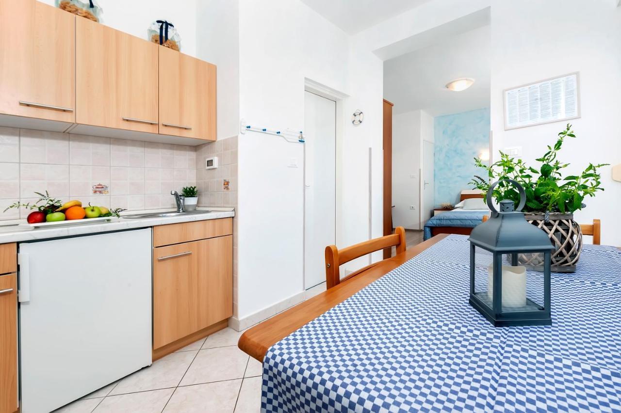 רוביני Banko Apartments מראה חיצוני תמונה